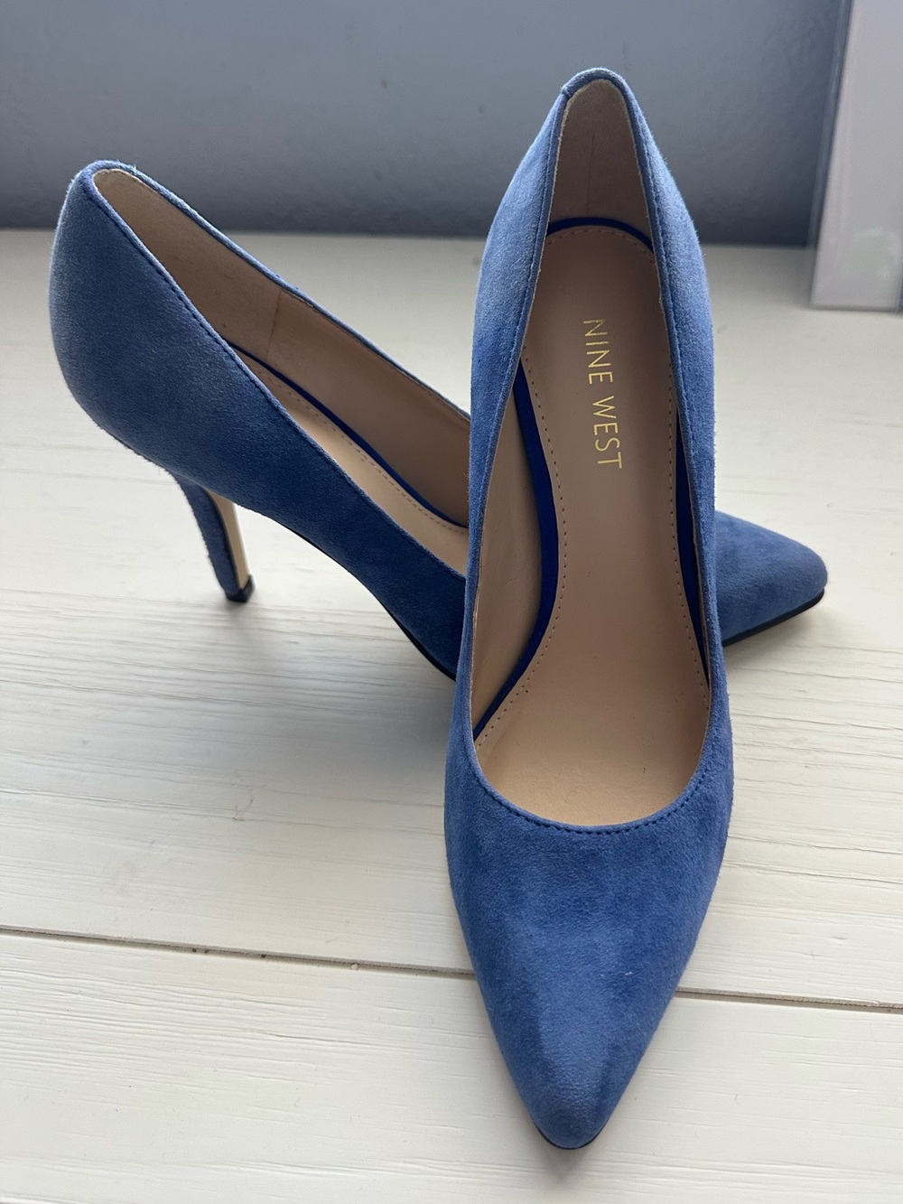 Classic Blue Suede Pointed-Toe Pumps - Picture 5 of 5